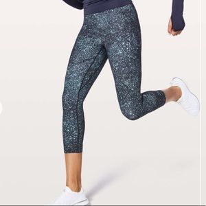 NWT Lululemon crop leggings lead the pack